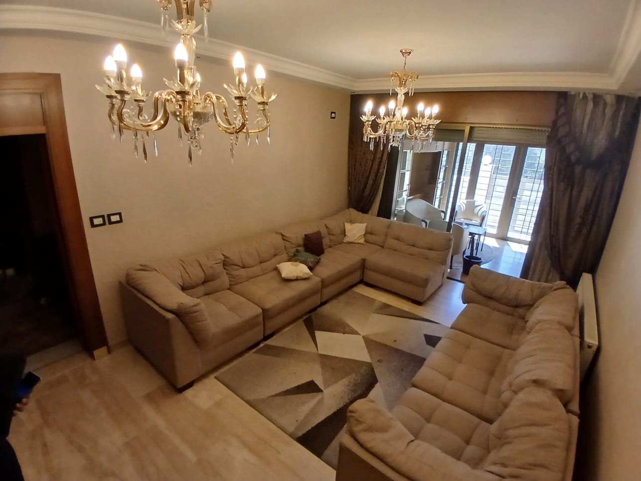 Excellent Furnished Apartment in Shmeisani - Property Image 4